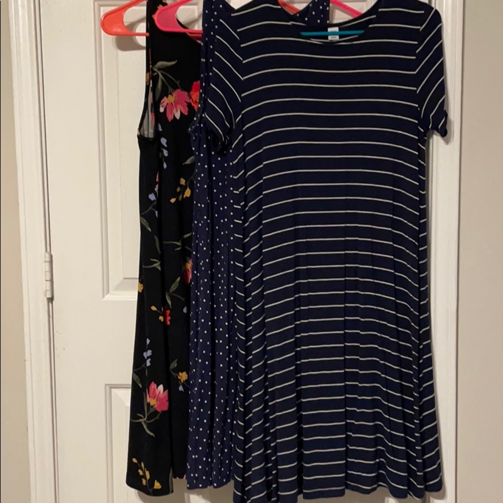 3 old navy T-shirt dresses!